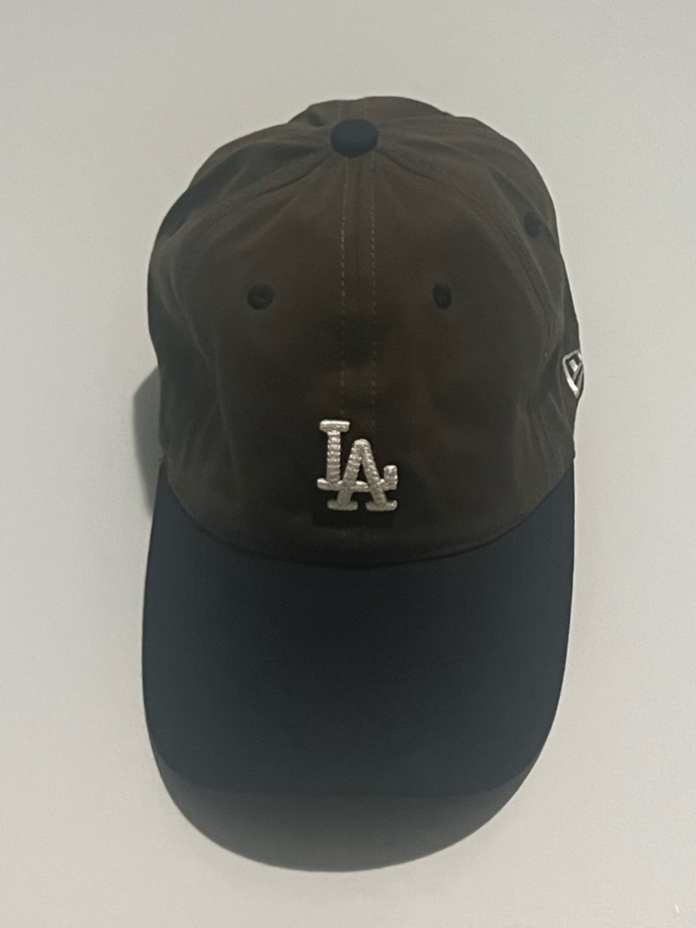 New LA Dodgers Ball Cap in Dark Brown & Black
